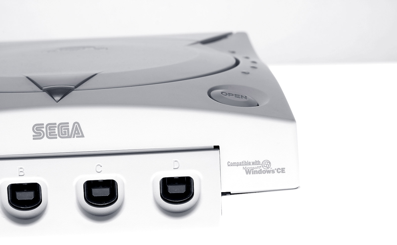 Sega Dreamcast, redefining video games since 1999.