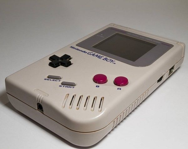 Game Boy Turns 25: How Nintendo Pioneered Portable Gaming