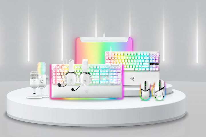 White Razer Cortex Mouse mouse | Hardcore Gamer
