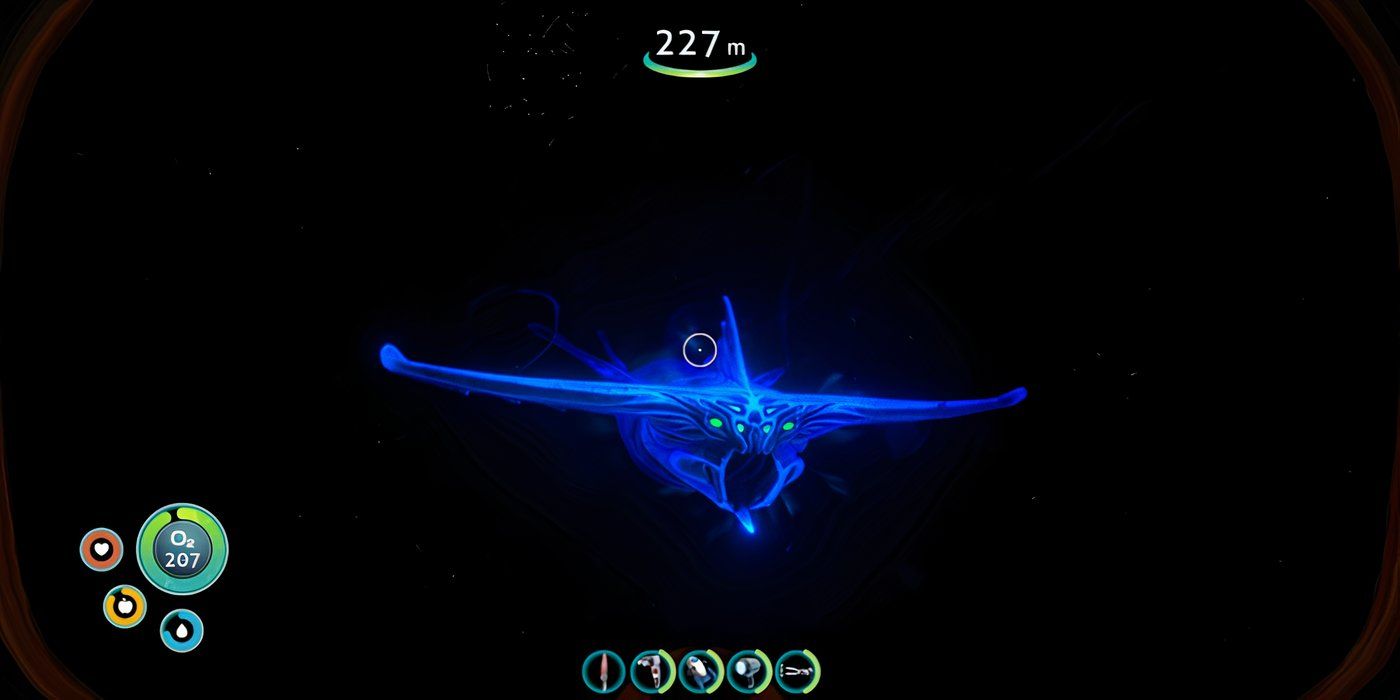 Player-encounters-Ghost-Leviathan-in-Dead-Zone-Subnautica
