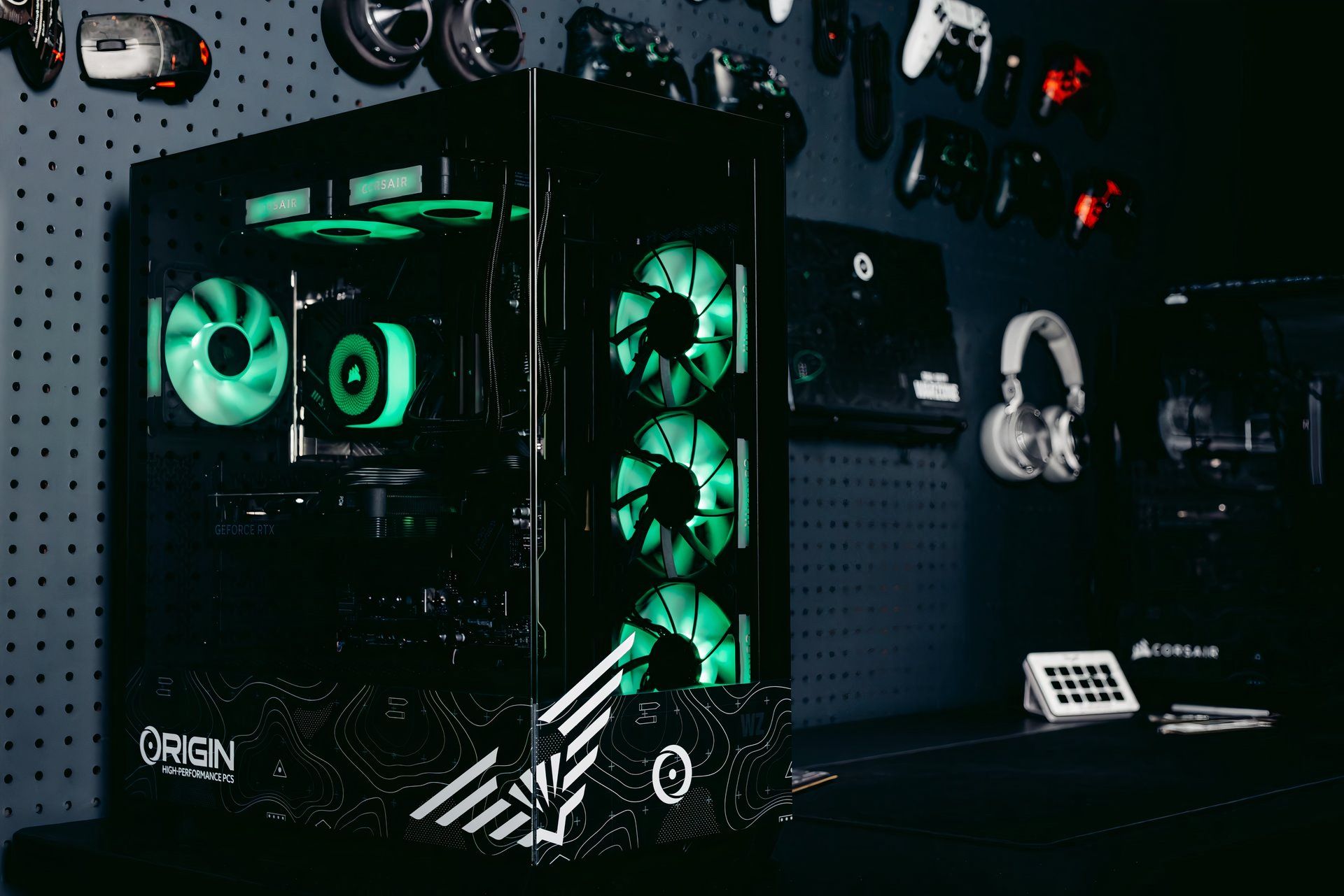 CORSAIR, SCUF, More Enter Collab for COD: Warzone