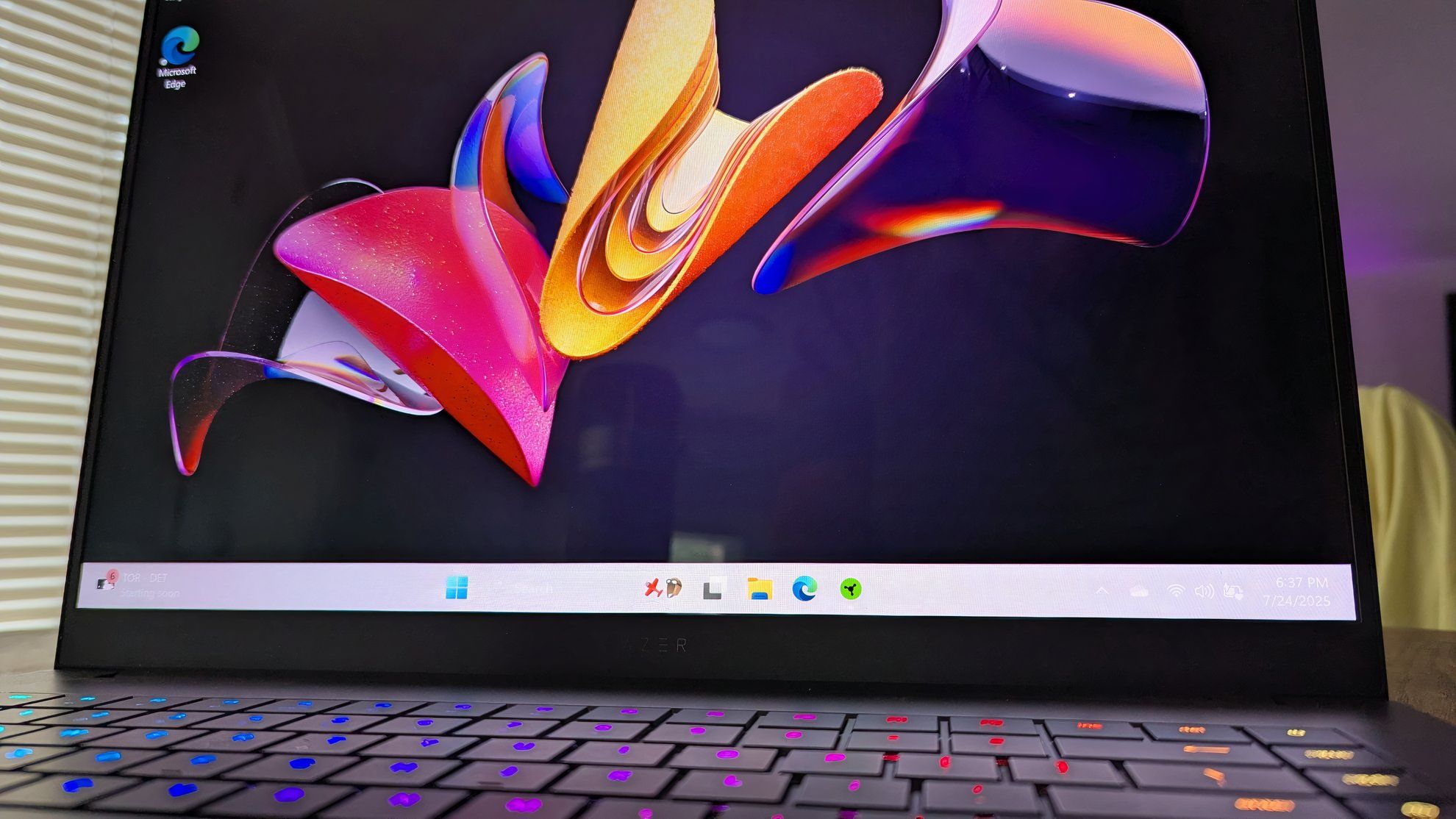 Review: Razer Blade 16 (2025) OLED Display is a Marvel