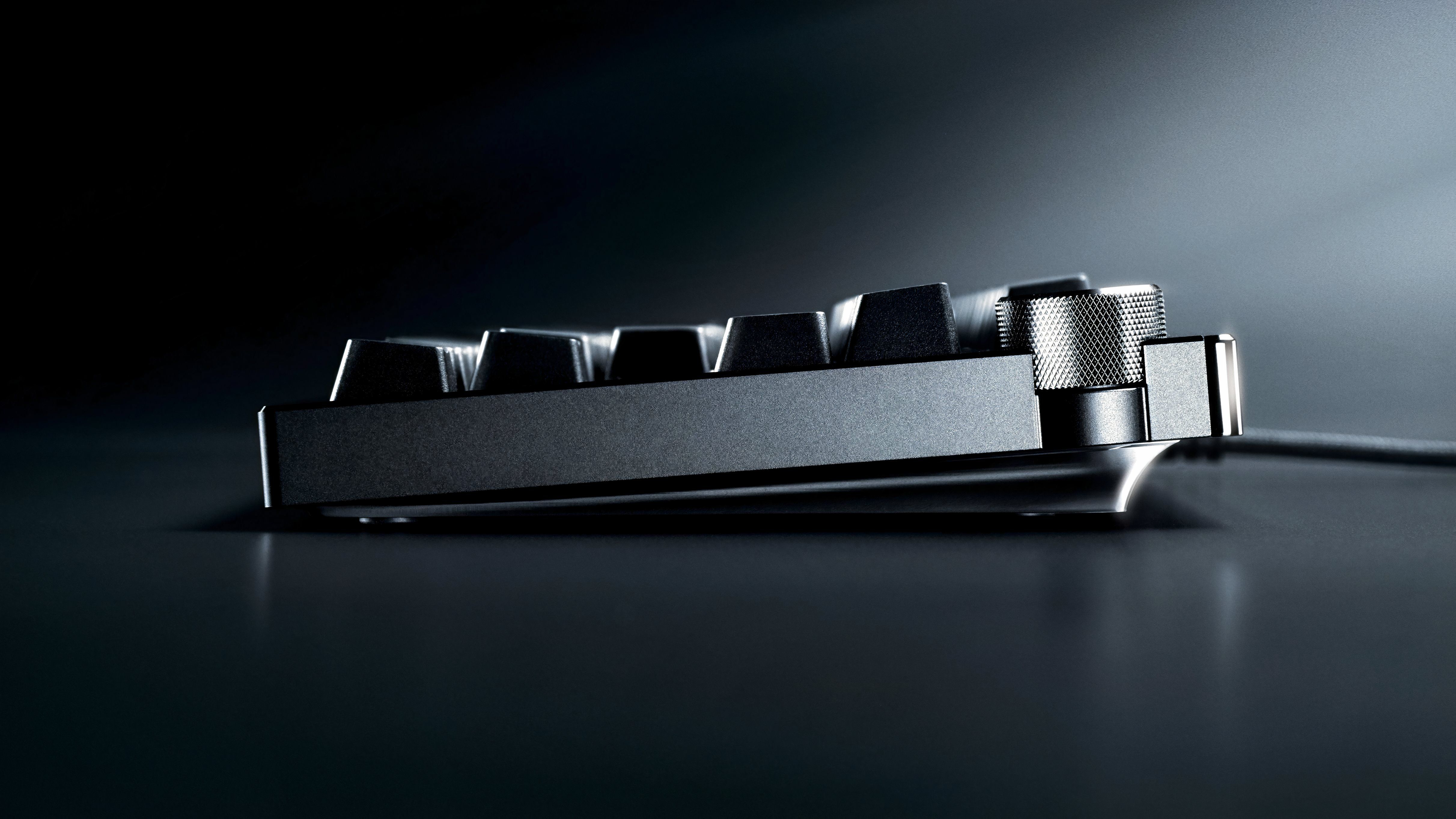 Razer Huntsman Signature Edition: A $500 Flagship Gaming Keyboard