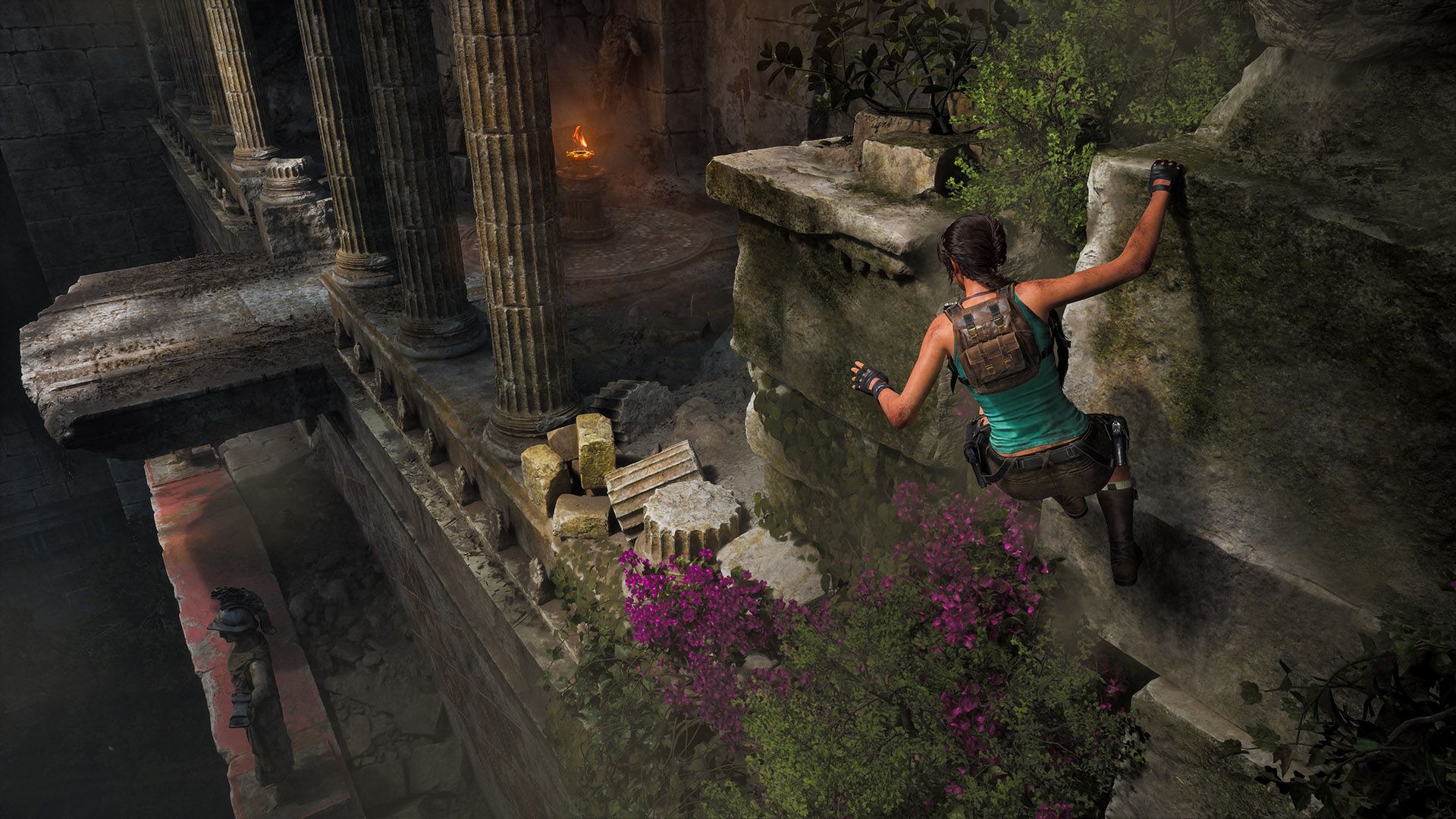 Tomb Raider Atlantis Lara Climbing